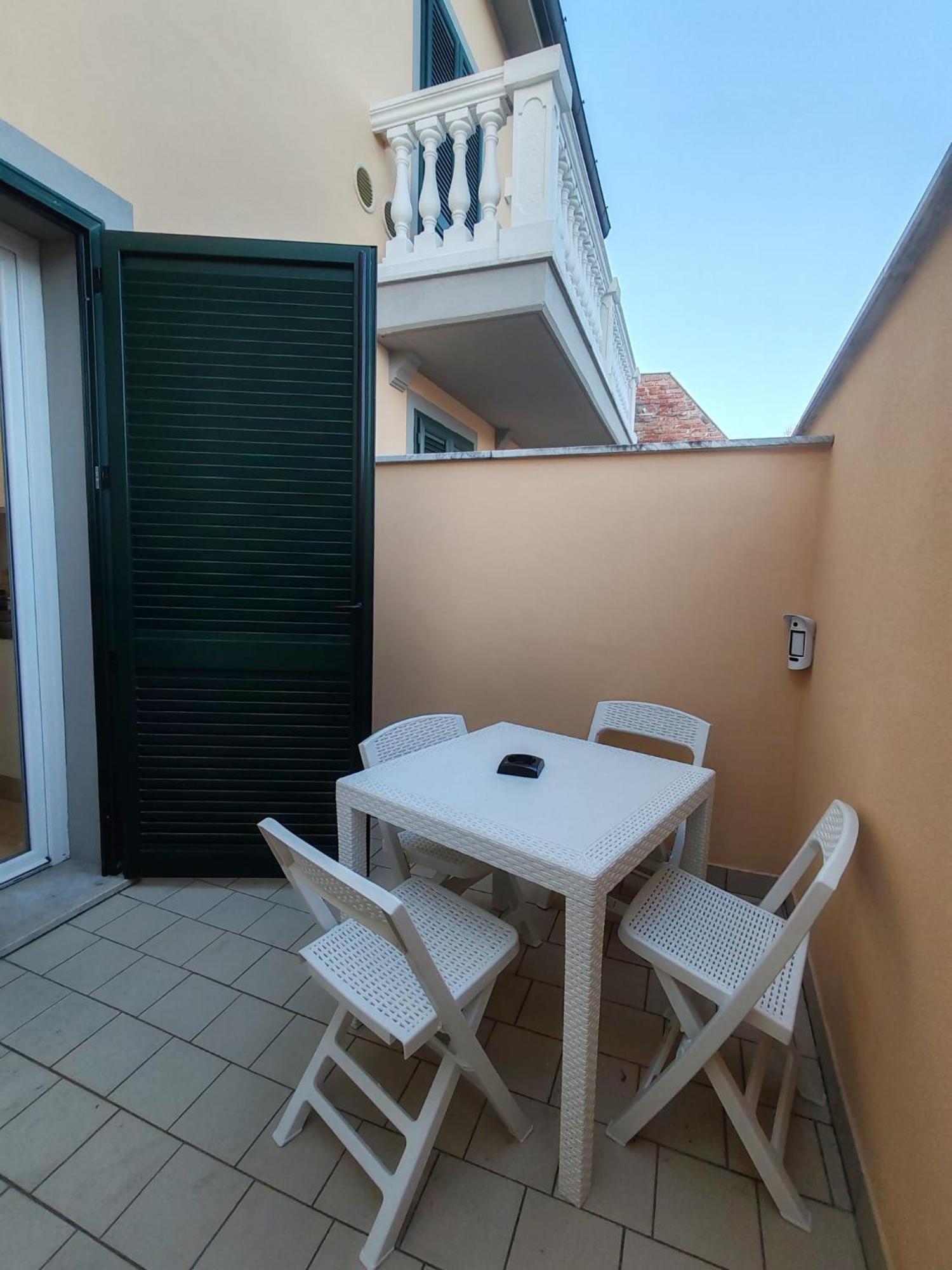 Ondina Apartment In Versilia Viareggio Kültér fotó